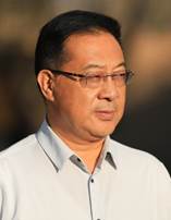 /media/uos/DATA1/学术讲座/贺兰山大讲堂/中华民族共同体研究系列学术讲座/七十九讲-王毅 2026.3.30/王毅照片.jpg王毅照片